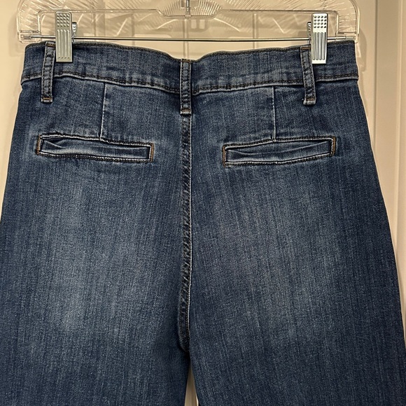 Banana Republic Wide-Leg Denim Jeans - Picture 4 of 4